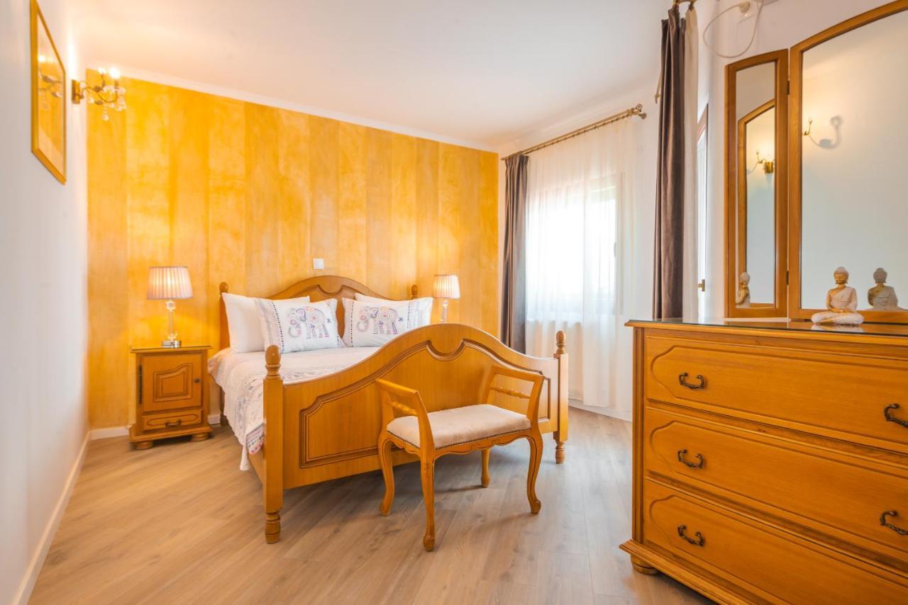 Hotel Korona Sighisoara Exterior photo